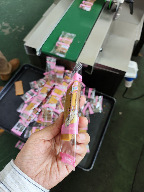 Berita perusahaan terbaru tentang Klien Rusia Sukses Mengimplementasikan Garis Produksi Bar Protein Buah Berlapis Dua