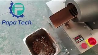 bola kurma dengan lapisan coklat bubuk